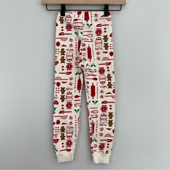 Hanna Andersson Gingerbread Cookie Pattern Pajamas - Picture 5 of 5